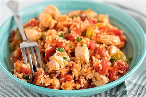 One Pan Spanish Chicken And Rice Thrifty Frugal Mom