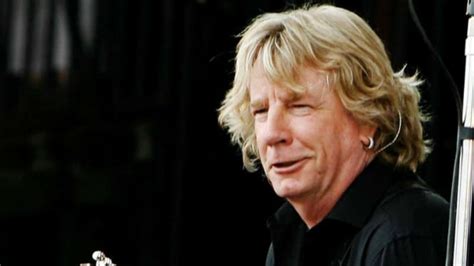 Rick Parfitt Gitaris Status Quo Meninggal Dunia