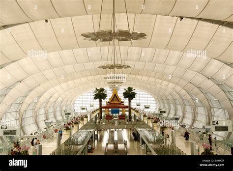 Suvarnabhumi Airport Interior Bangkok Thailand Stock Photo Alamy