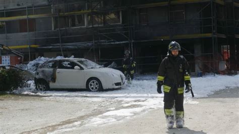 Lido Adriano Incendio In Un Cantiere E Due Auto In Fiamme Gallery