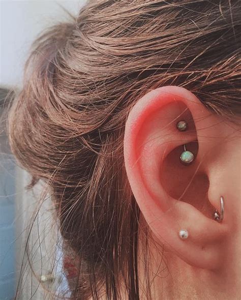 Rook Piercing: Pain, Price & Aftercare Tips (with 55 Examples) - Wild ...