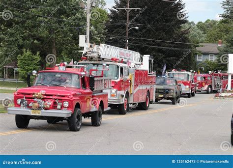 Old Fire Trucks Parade editorial stock photo. Image of parade - 125162473