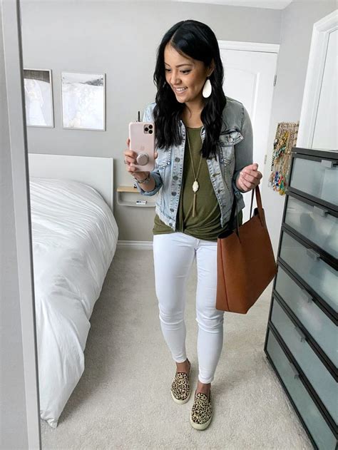 11 Spring Outfits With A Denim Jacket 4 Outfit Formulas To Follow