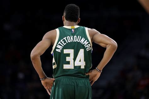 Milwaukee Bucks: Highlights From SI's Giannis Antetokounmpo Feature