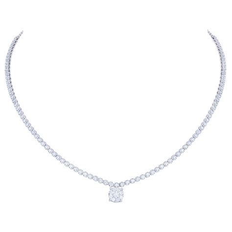 Breathtaking Diamond 18k White Gold Necklace for Her For Sale at 1stDibs