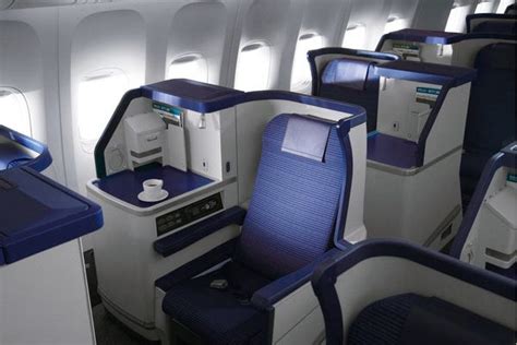 Airlines With The Best Business Class Seats Skytrax Passenger Survey Business Insider