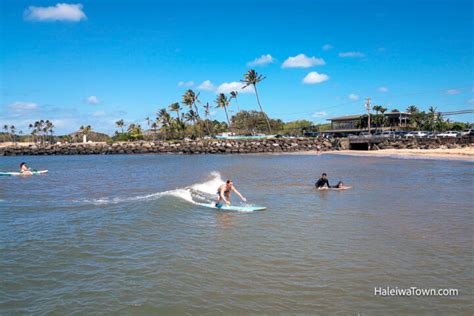 Haleiwa Beach Park, Oahu, Hawaii (What to See and Do) - Haleiwa Town