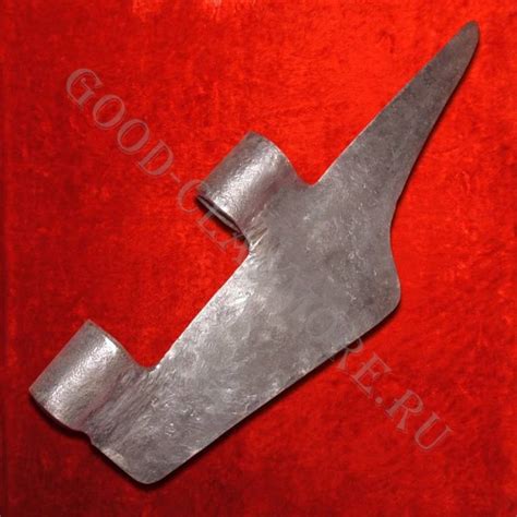 Швейцарская алебарда Вуж. Купить швейцарскую алебарду Вуж.