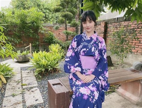 千年一遇美女棋士 黑嘉嘉穿「夢幻紫浴衣」絕美造型驚艷日網！｜四季線上4gtv