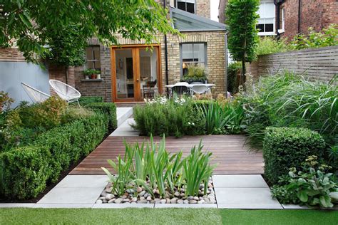 47 Cool Garden Ideas For Small Gardens Small Garden Layout Small