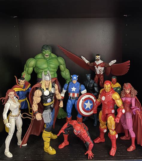 Avengers Collection update (desperately need a Hawkeye) : r/MarvelLegends