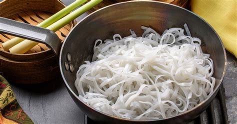 How To Cook Rice Noodles On The Stove