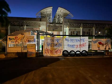 Des établissements Scolaires Bloqués Ce Matin