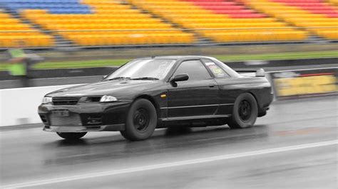 WORLDS FASTEST QUICKEST REGISTERED R32 GTR ON RADIALS JUN II CROYDON