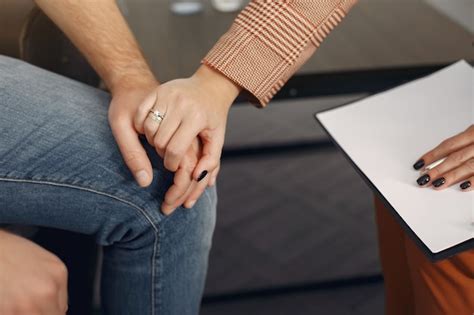 84 000 Sex Therapist Pictures