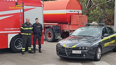 Gdf Caserta Dona Litri Di Gasolio Ai Vigili Del Fuoco