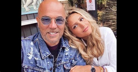 Pascal Obispo Et Sa Femme Julie Au D But Des Vacances Le Juillet