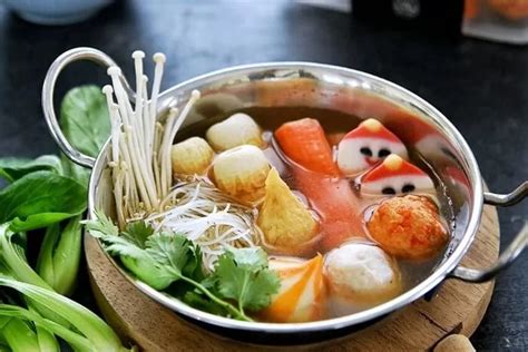 Resep Steamboat Kuah Tomyam Sajian Istimewa Yang Praktis Untuk Acara