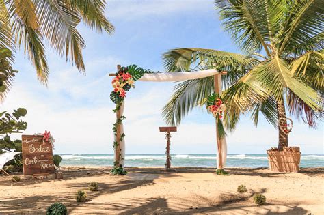 Bodas Originales Y Sencillas En La Playa Puerto Viejo El Destino