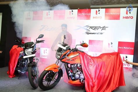 Allu Arjun Launches Hero Motocorp Bikes - Photo 20 of 42