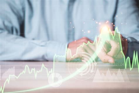 3 Active ETFs That Outperformed the S&P 500