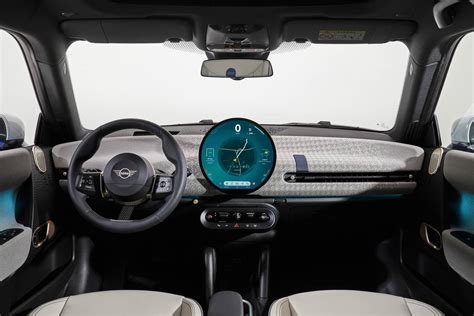 All-Electric 2025 Mini Cooper Hardtop and Countryman Revealed | Cars.com