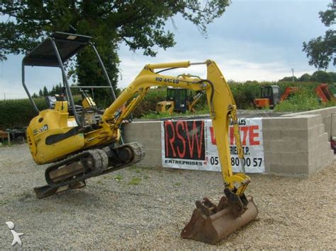 Used Komatsu mini excavator PC15-R8 - n°412506