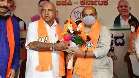 Karnataka New Cm Basavaraj Bommai Kaun Hai Yediyurappa Bommai Relation Kyu Bnaya Cm Bommai Ka