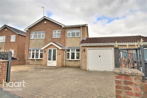 Newtree Drive Doncaster 4 Bed Detached House £240 000