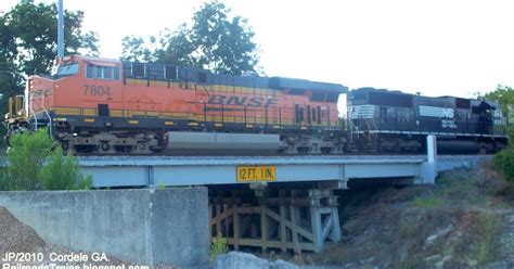 RAILROAD Freight Train Locomotive Engine EMD GE Boxcar BNSF,CSX,FEC ...