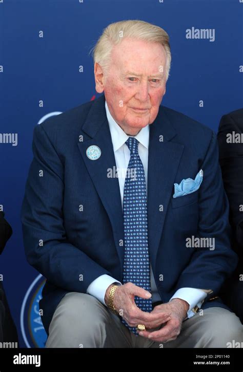 LOS ANGELES CA APRIL 15 Announcer Vin Scully During The Jackie