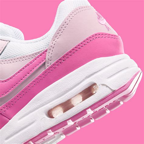 Nike's Air Max 1 Appears In Hits Of Pink For Kids | Sneaker News