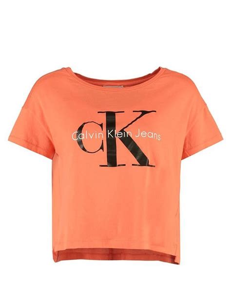 Crop Top Calvin Klein 32 Cropped Tops Pour Une Allure Sexy Cet été Elle