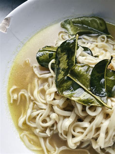 Di Foglie Di Combava E Di Finti Tagliolini In Brodo Il Panzariello