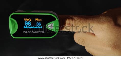 Pulse Oximetry Device Which Measures Your Stock Photo 1976701331 | Shutterstock