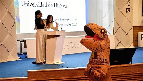 Bienvenida A Los Nuevos Estudiantes De La Uhu