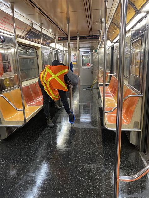 10000 Best Subway Images On Pholder Subway Creatures Earth Porn And Hololive