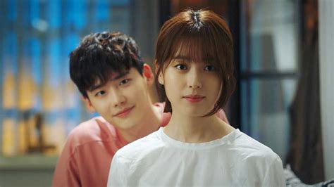 Sinopsis K Drama W TWO WORLDS Beserta 3 Fakta Menarik Kisah Cinta