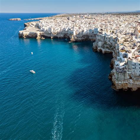 Tour Privato In Barca Alla Scoperta Delle Grotte Di Polignano A Mare