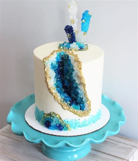 319 Likes 2 Comments Mudahmy Mudahmy On Instagram Geode Cakes