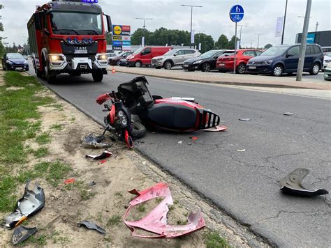 Motorowerzysta Poturbowany Na Le Nej Czas Ostrzeszowski