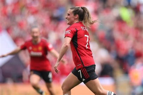 Manchester United Women To Parade The FA Cup Trophy Around Old Trafford