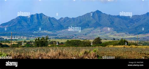 Waianae valley hi-res stock photography and images - Alamy