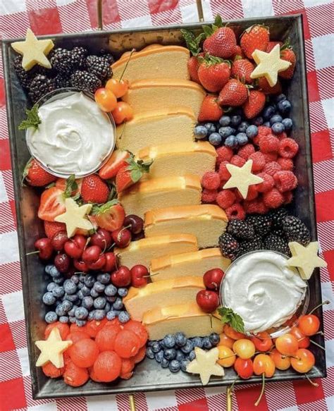 30 Patriotic 4th Of July Charcuterie Boards 4th Of July Desserts