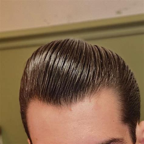 Pin Em Mens Hairstyles Undercut