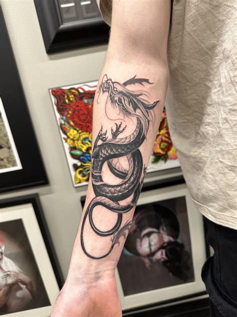 Dragon tattoo i got done a couple weeks ago! : r/TattooDesigns