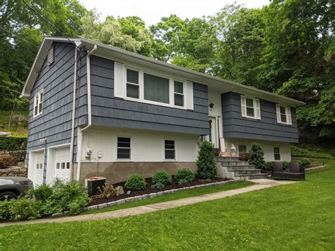 Installation Vinyl Cedar Shakes Siding