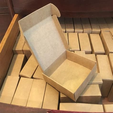 Natural Kraft Paper Gift Packaging Box Small Craft Box Folding