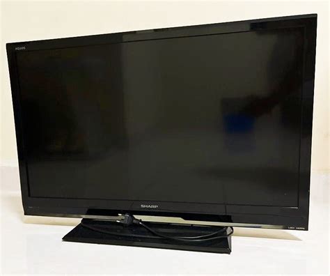 Sharp LCD Colour TV 32 TV Home Appliances TV Entertainment TV