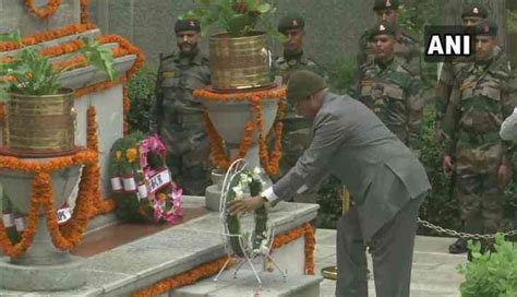 President Kovind Pays Tribute To Kargil War Heroes At Srinagar S Badami